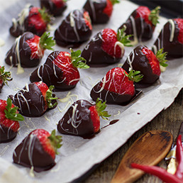 Strawberries Dipped in Chilli Chocolate
