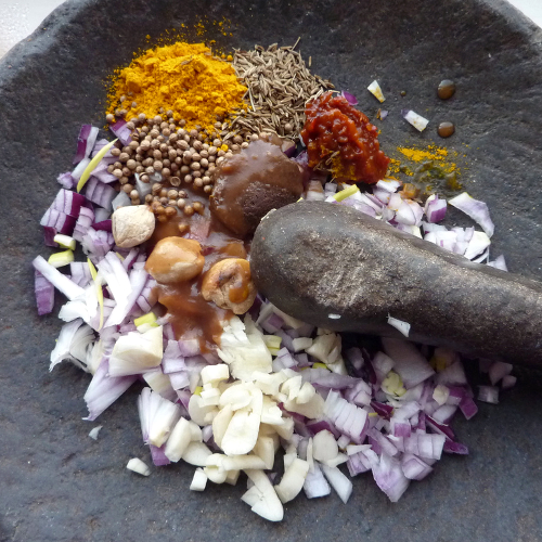 make basic curry paste