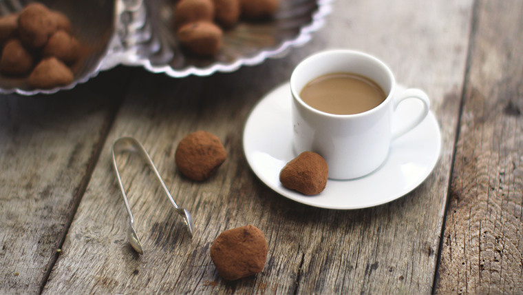 Chocolate Cinnamon Balls